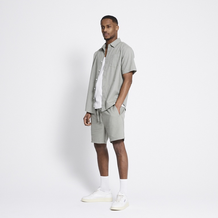 Kortärmad linneskjorta "Isak"